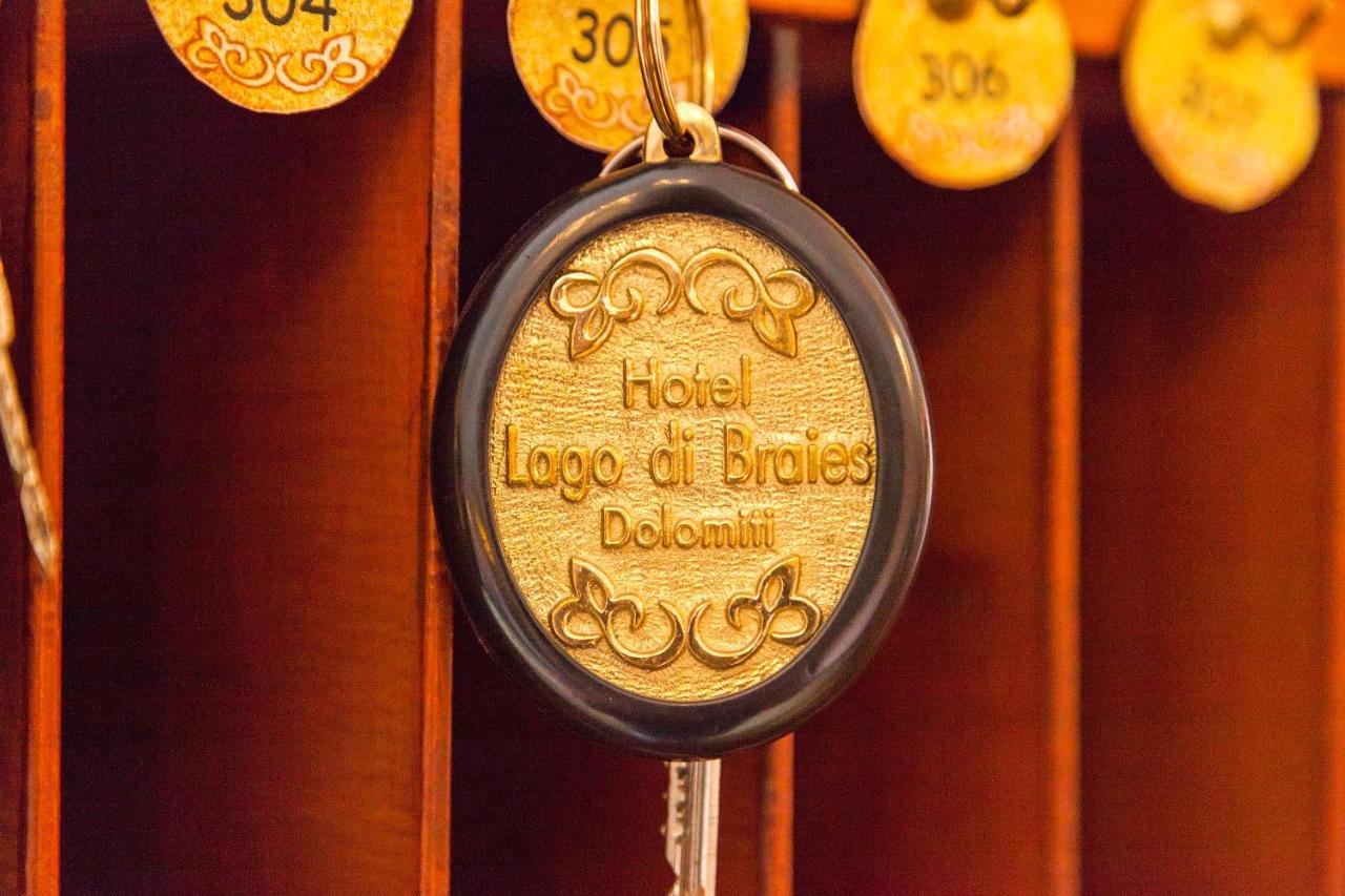Hotel Lago Di Braies Braies  Exterior foto